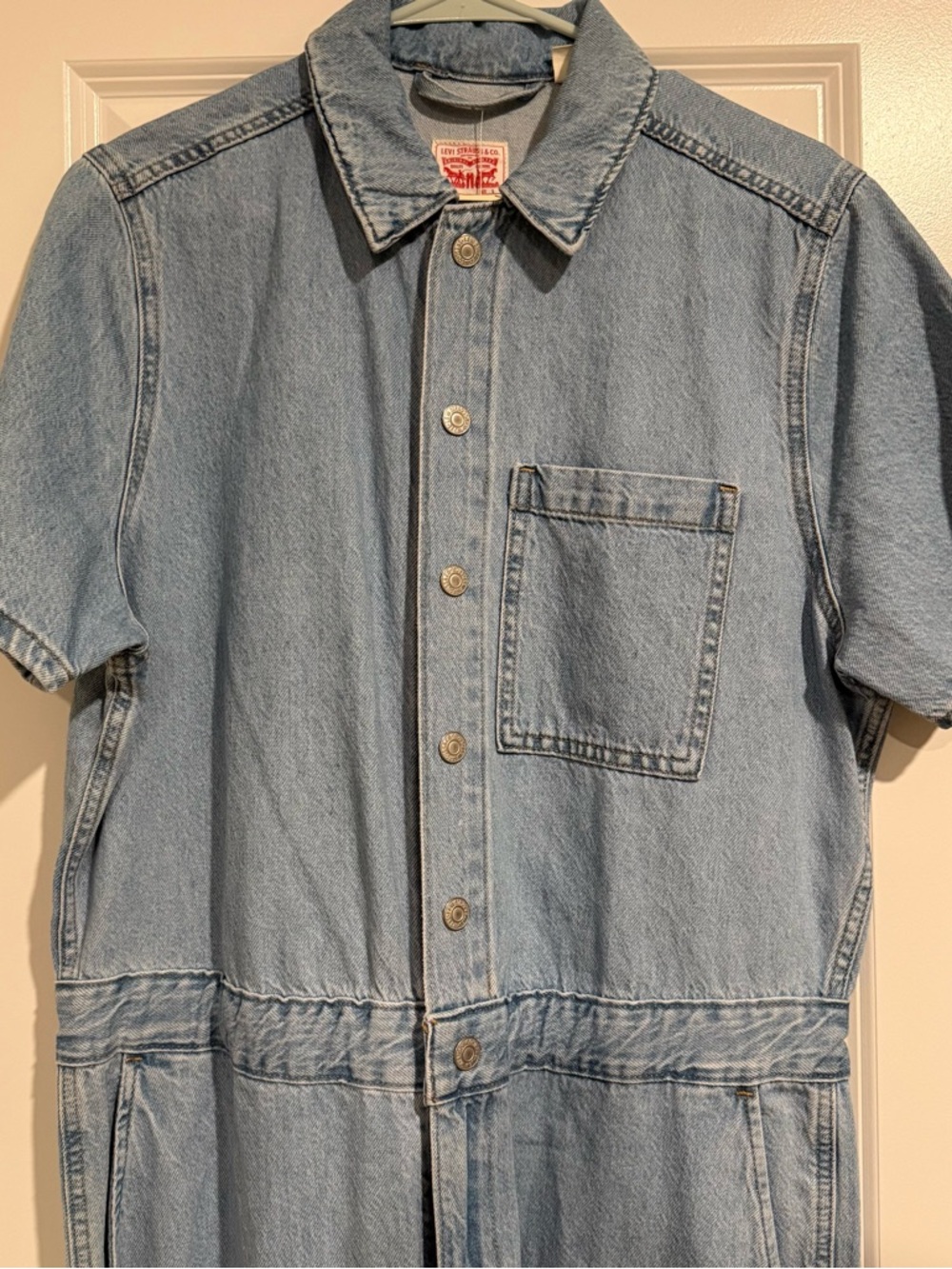 NWT Levi’s Light Wash Denim Button-Up Jumpsuit